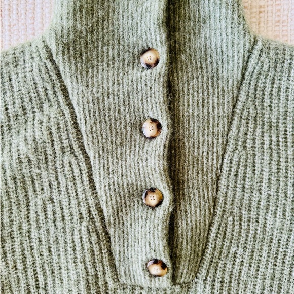 EUC Sezane Micky Jumper in Green XS No Flaws! - Picture 3 of 10